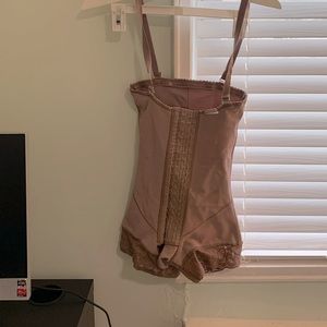 FAJAS FAJATE COLOMBIANA Post Surgery Body Shaper USED!!PRICE IS FIRM